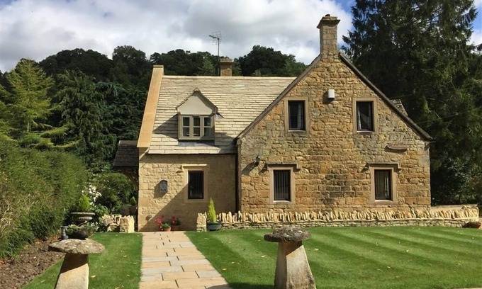 Broadway Cottage | Tumbledown