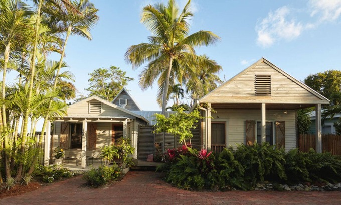 Old Town Cottage | TURTLE HOUSE a dream come true!