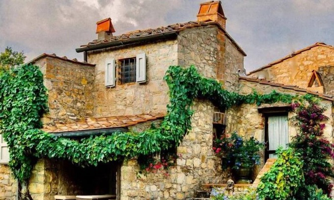 Gaiole in Chianti House | Tuscan Villa Near Florence | Vineyard Views | Pool