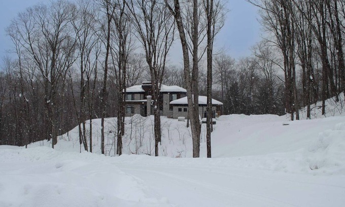 Dwight Cottage | Twilight Pines - Four Bedroom Cottage, Sleeps 8