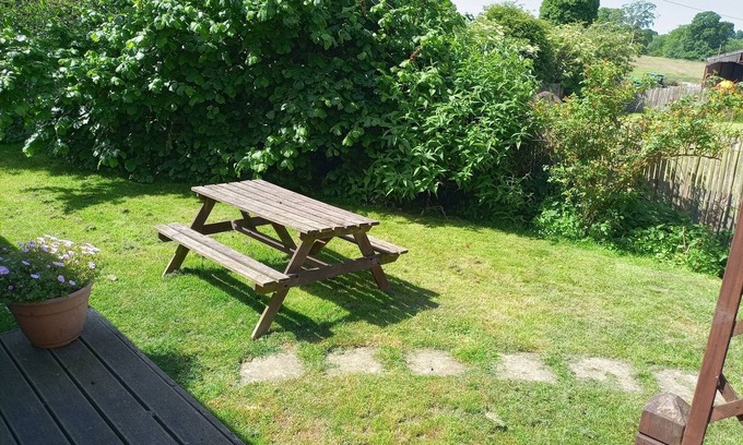 East Tisted Bed & Breakfast | Twin room-Ensuite-B&B