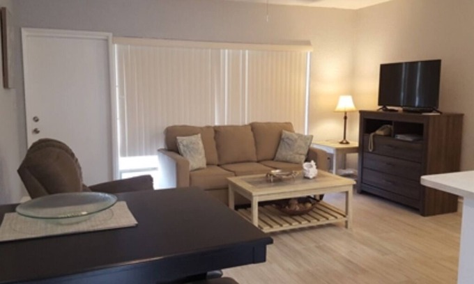 Hillsboro Beach Apartment | Two Bedroom Apartment #206/208