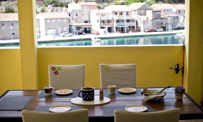 Zirje Apartment | Two bedroom Apartment Nada A1