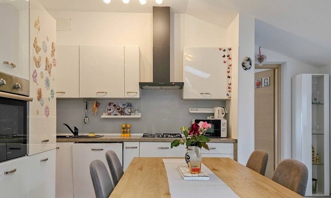 Radini Apartment | Two bedroom apartment with terrace Donji Picudo, Umag (A-21400-a)