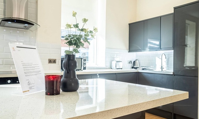 Ipswich Apartment | Two Bedroom Ipswich Luxury Retreat Self Check-in