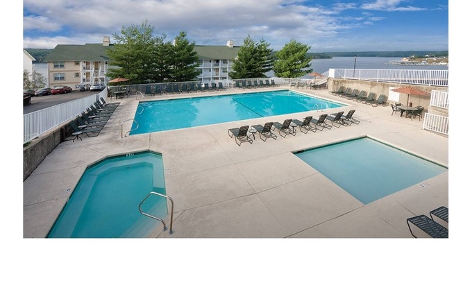 Osage Beach Resort | Two Bedroom, Luxury Condo, Osage Beach, Missouri (3231791)