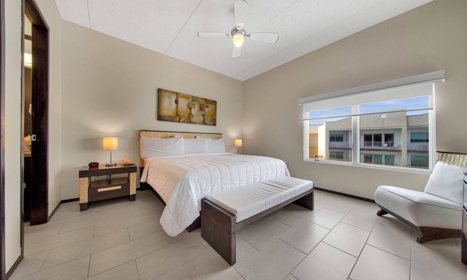 South Padre Island Hotel | Two Bedroom Apt on Tropical Paradise SPI