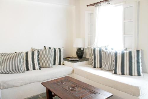 Fanari House | Two Houses Lighthouse Apartment
