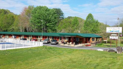 Cherokee Hotel | Two Rivers Lodge