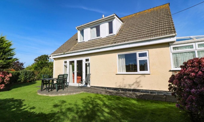 Rosudgeon House | Two Threes