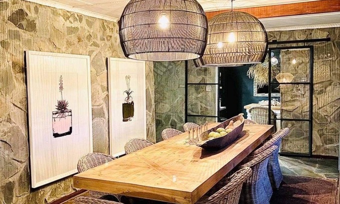 Britstown House | Twyfelberg Karoo Hideaway