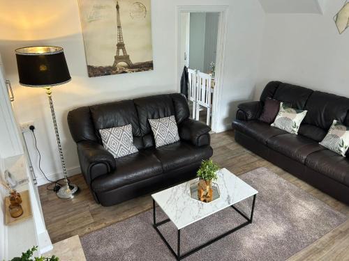 Townhill Apartment | Ty Abertawe