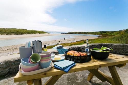 Ty Croes House | Ty Glan Y Mor