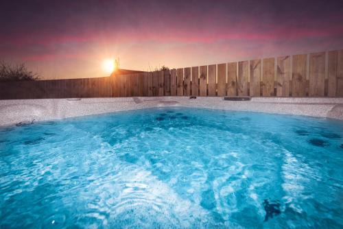 Tudweiliog House | Ty Llewelyn