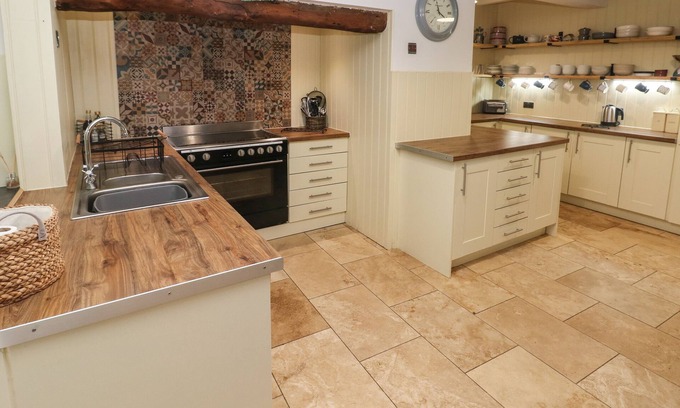 Crosswell Cottage | Ty Llwyd