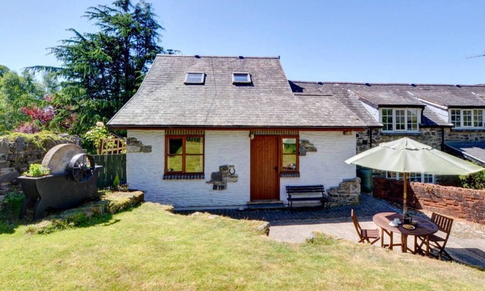 Machynlleth House | Ty Wennol in Machynlleth