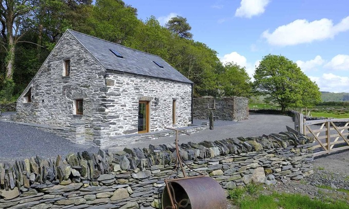 Penrhyndeudraeth Cottage | Tyn Llwyn Cornel