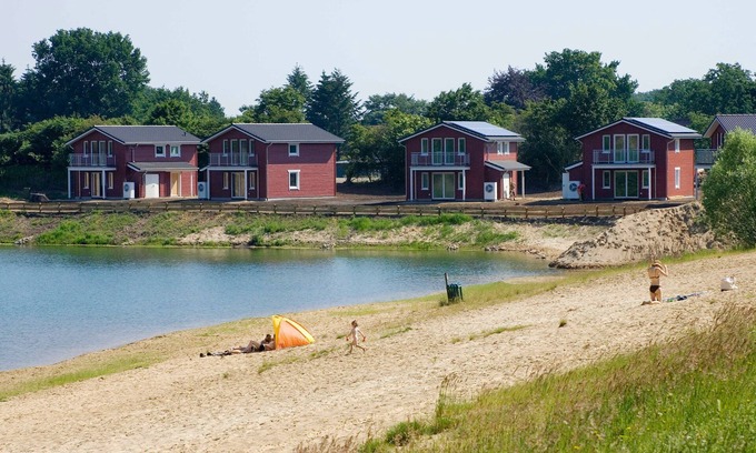 Hechthausen Apartment | TYP F Seehaus Sauna - Ferienpark Geesthof