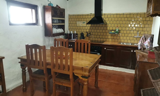 La Solana Cottage | Typical Canarian house with pool and wifi in the mountains of Telde.