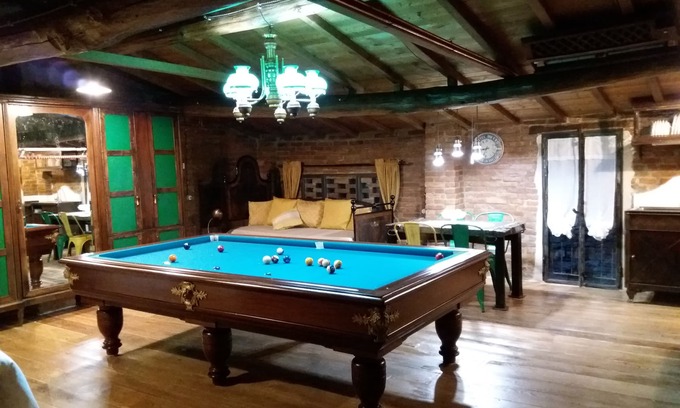 Porrena House | Typical farmhouse in Tuscany "The Tobacconist"