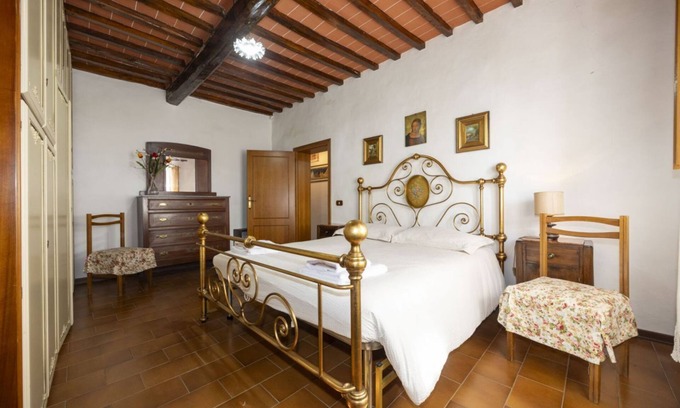 Lucignano d'Arbia Apartment | Typical house in the Crete Senesi