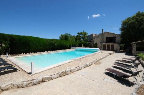 Mouries House | typical mas provençal with swimming pool in a small hamlet near mouriès in the alpilles in provence- 8 persons