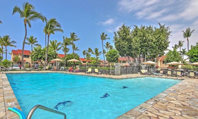 Kahaluu Bay Apartment | Ultimate Oceanfront Townhome Located on Kona Coast