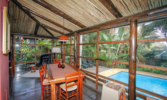 St. Lucia Bed & Breakfast | Umlilo Lodge