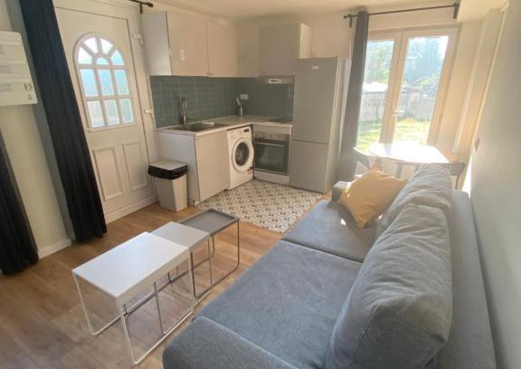 Les Boutareines Apartment | Une pause en Ile de France - 450 M RER E