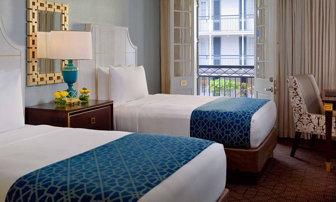 French Quarter Hotel | Unforgettable Stay in French Quarter! Pets Allowed, Balcony, w/Outdoor Pool