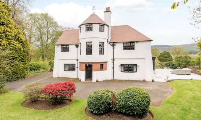 Auchterarder House | Unique Arts & Crafts Home in Auchterarder