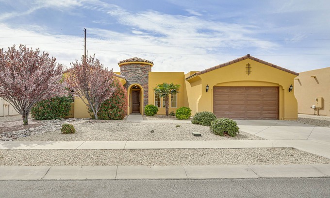Las Cruces House | Unique Las Cruces Home w/Patio + Gas Grill!