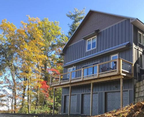 Apple Ridge Villa | Unique Rustic Barn Theme home Amazing views! Luxe
