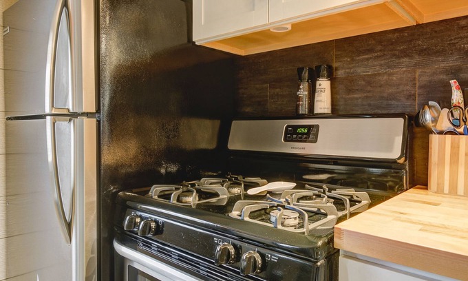 Bristol House | Unique tiny home just minutes from Bristol Motor Speedway