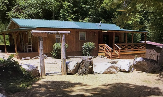Lone Rock Cabin | Unlimited Sportman's Cabin * White River* Free WIFI