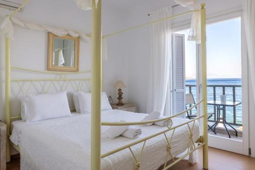 Livadia Apartment | Uno Luxury Apartment with Sea view