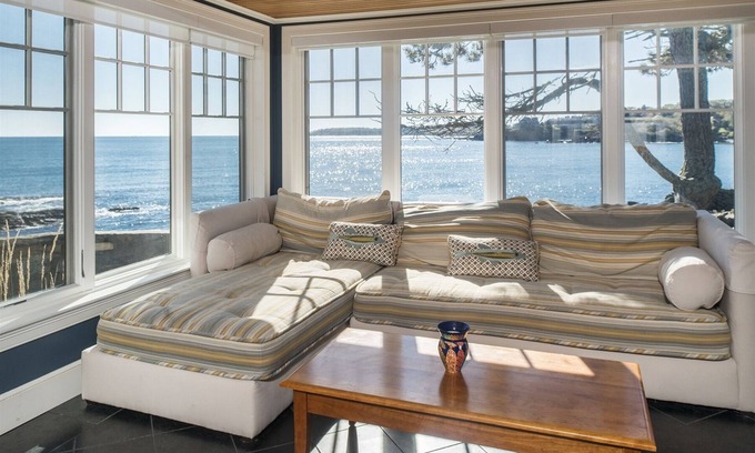 Pond Cove House | Unparalleled Luxury at This Oceanfront Home on a Private Peninsula