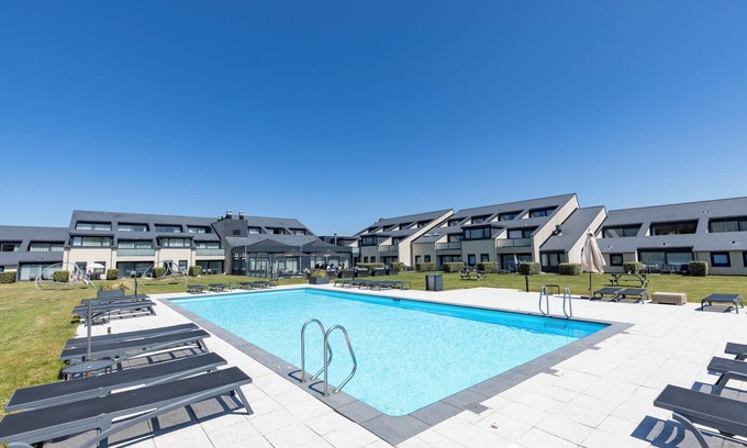 Westkapelle Hotel | Unwind in Comfort w/Breathtaking Views of the Dunes – Ideal Beachfront Escape!