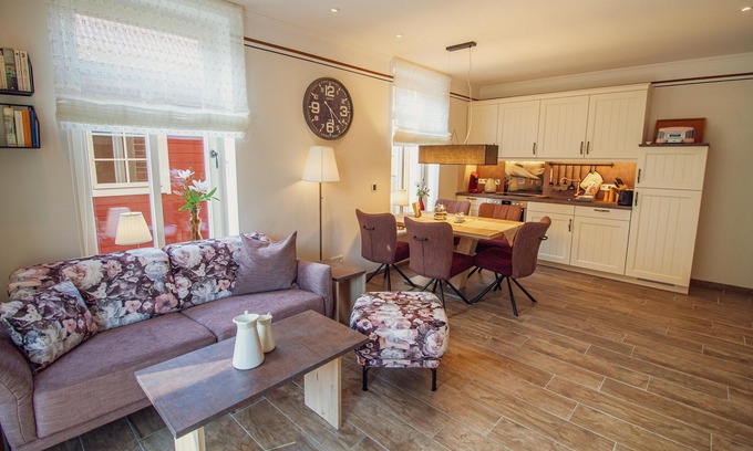 Upleward Apartment | Up Besöök - Magnolia with sauna