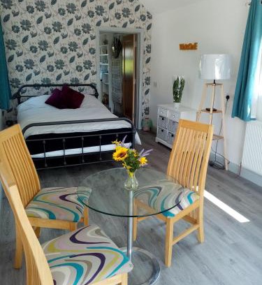 Enniskillen Apartment | Up on the hill