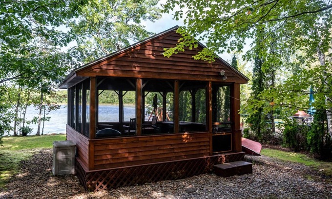 Gilmanton House | Updated Waterfront house on Lake Shell Camp, with lake views, dock & WiFi