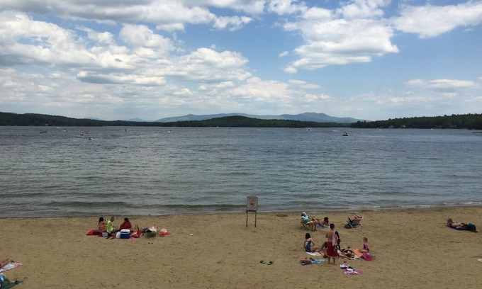 Weirs Beach Condo | Updated Weirs Beach, Village Of Winnipesaukee Condo