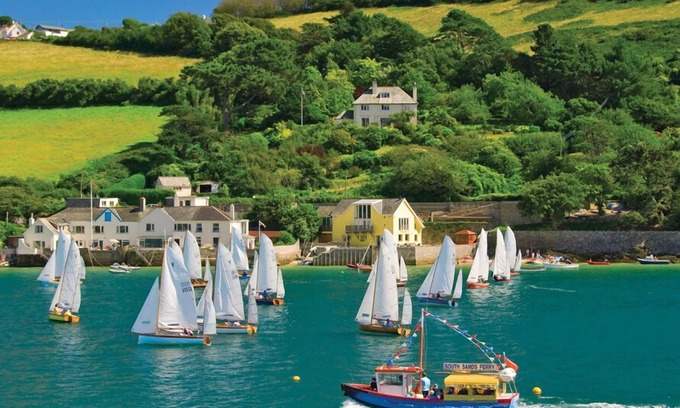 Salcombe Cottage | Upper Fernlea