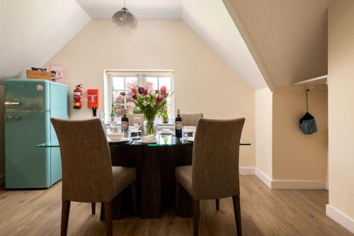 Aldborough Apartment | Upper Wing - Norfolk Cottage Agency