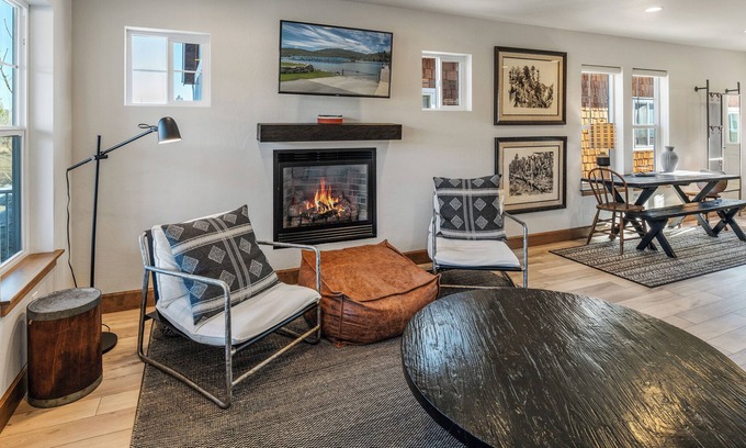 Dover Bay House | Upscale New Dover Bay Bungalow | Pet Friendly | Paddle Boards