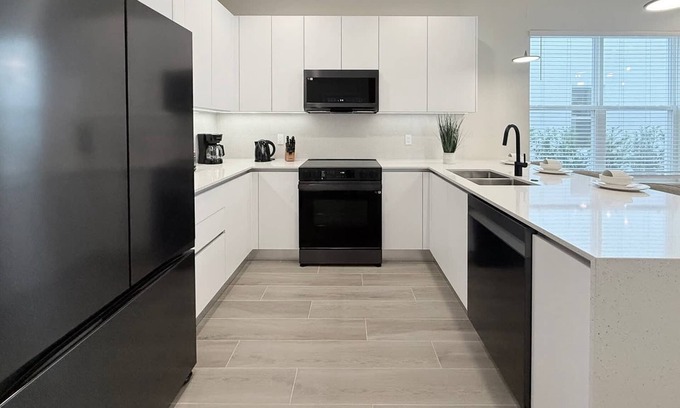 Four Corners Apartment | Upstay - Modern Home w Pool in New Development
