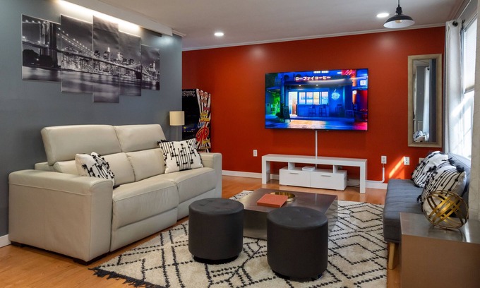 Long Pond House | Urban Edition