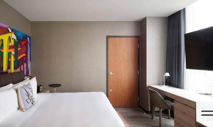 Hipodromo Hotel | Urban Escape: Pets Allowed, Nightclub & Shuttle, Parque México!