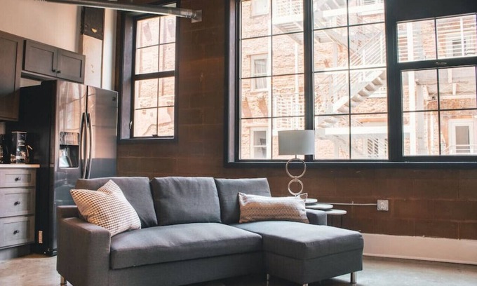Old City Apartment | Urban Loft ≫ Corner of Downtown & Old City ≪