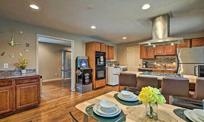 Collier Heights House | Urban Oasis with Game Room, 6 Miles to Downtown ATL